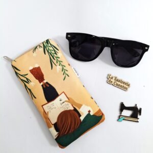 Funda de gafas "Chica tumbada leyendo"
