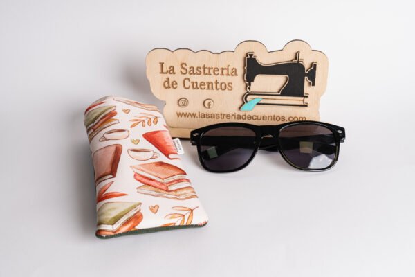 Funda de gafas "Libros y café"