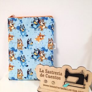 Funda de libro de bolsillo "Bluey"